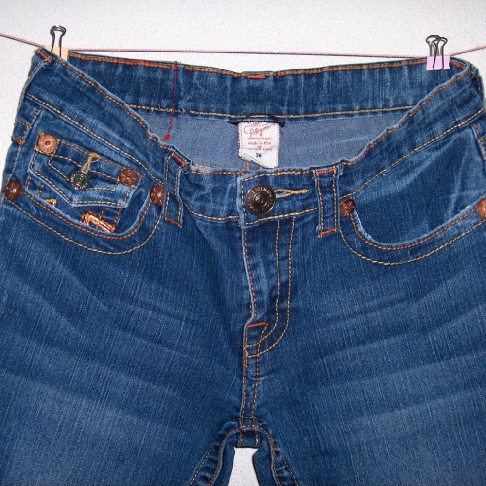 True religion billy super t 30, measure 32-34"w 32"| 8 1/2" rise, 7 1/2" a-1 - Picture 6 of 8